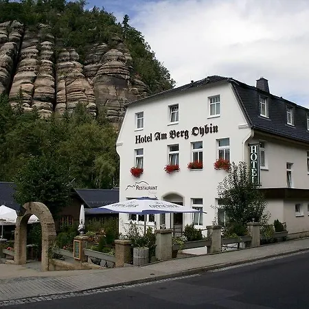 Отель Am Berg Garni Курорт-Ойбин