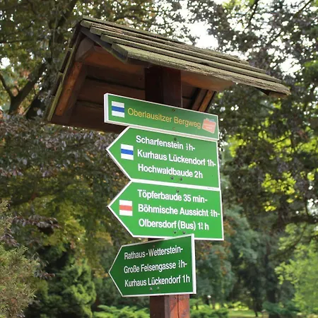 Am Berg Garni 호텔 쿠로르트오이빈