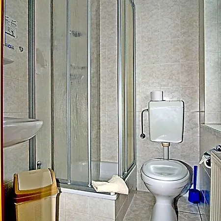Am Berg Garni Отель 3*