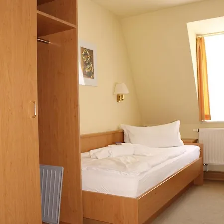 Am Berg Garni كورورت أوبين