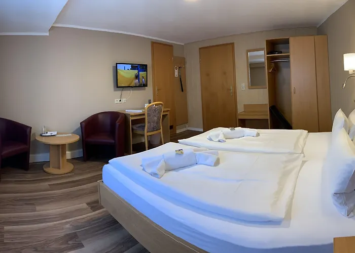 Hotel Am Berg Oybin Garni