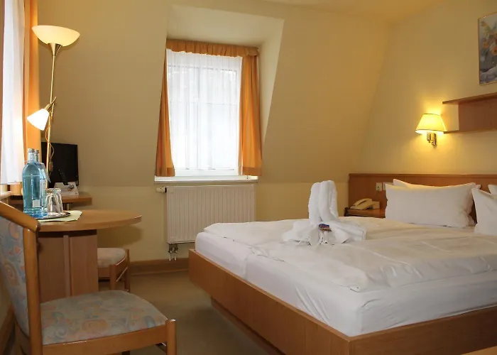 Hotel Am Berg Oybin Garni Hotel 3*