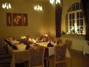 Hotel Am Berg Oybin Garni 3*